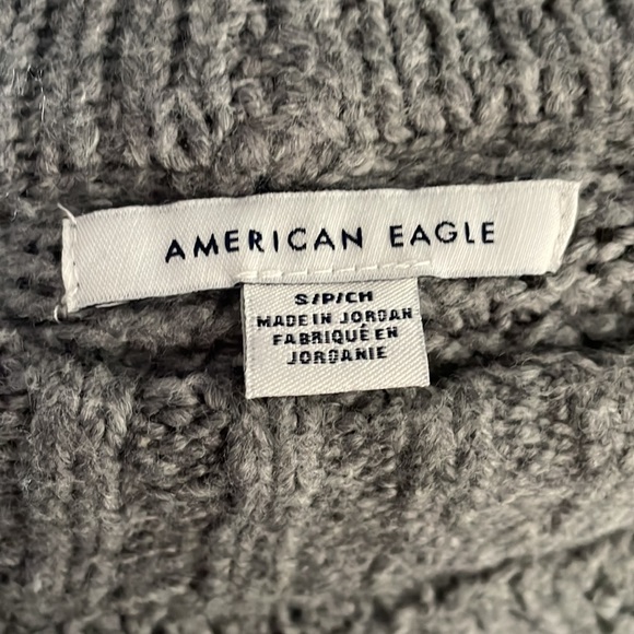 American Eagle Knit Sweater - Picture 4 of 4